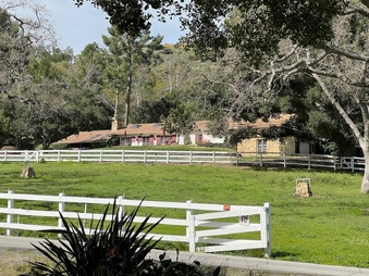 1753 Hidden Valley Rd - Thousand Oaks