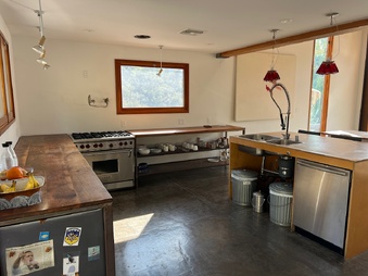 Enlarge photo 34
