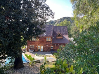 Enlarge photo 102
