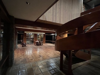 Enlarge photo 49