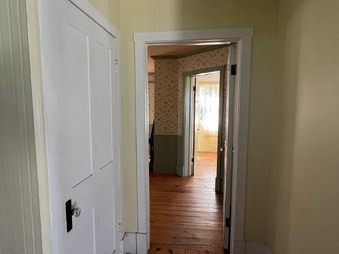 Enlarge photo 48