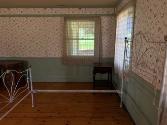 Enlarge photo 52
