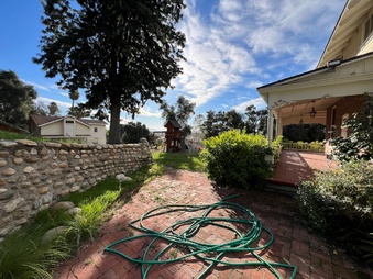 Enlarge photo 35