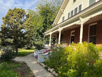 Enlarge photo 47