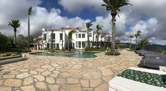 Enlarge photo 15