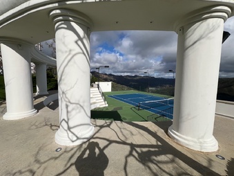 Enlarge photo 32