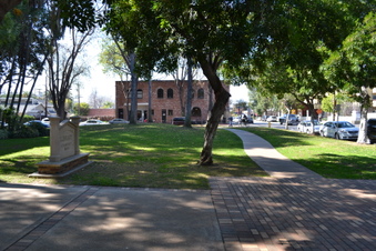 Enlarge photo 3