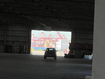 Enlarge photo 21