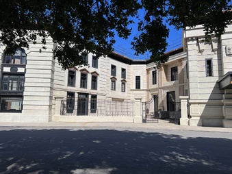 Enlarge photo 91