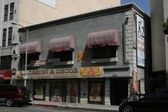 852 Sante Ave.