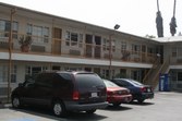 Econolodge & Suites