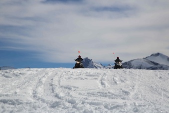 Enlarge photo 38