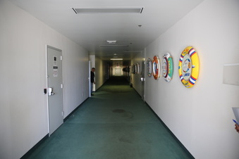 Enlarge photo 136