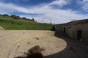 Enlarge photo 68