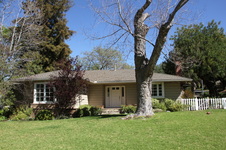 4104 Stansbury Ave