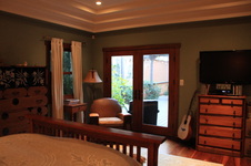 Enlarge photo 18