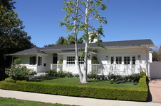 4265 Sherman Oaks Ave