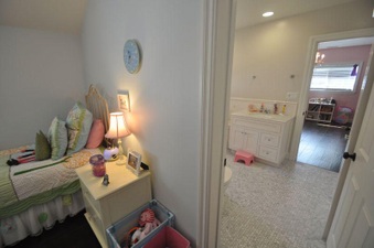 Enlarge photo 39