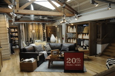 Enlarge photo 32