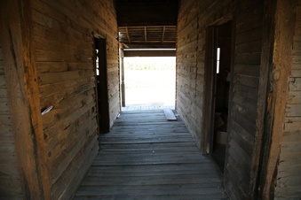Enlarge photo 32