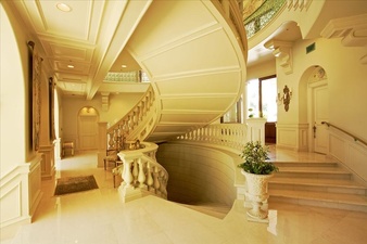 Enlarge photo 30