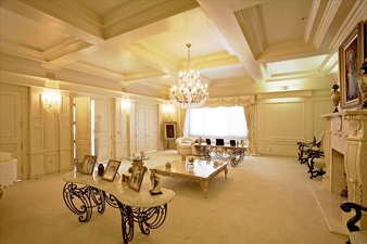 Enlarge photo 46