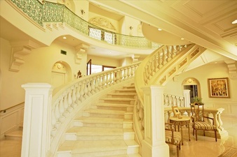 Enlarge photo 84