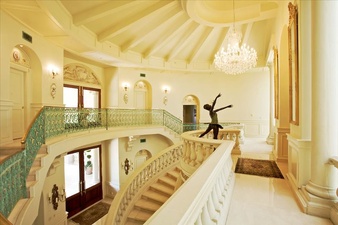 Enlarge photo 89