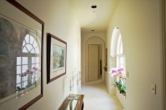 Enlarge photo 111