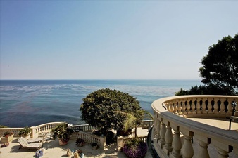 Enlarge photo 152