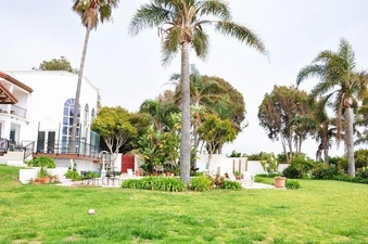 Enlarge photo 89