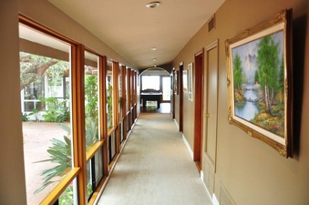 Enlarge photo 64