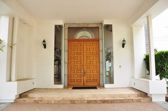 Enlarge photo 4