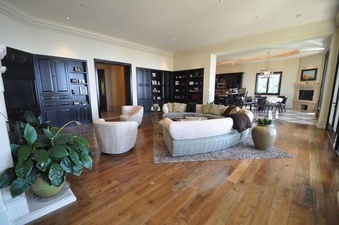 Enlarge photo 37