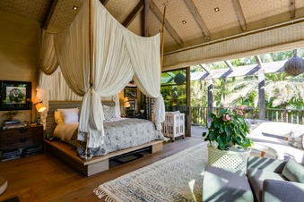 Enlarge photo 35