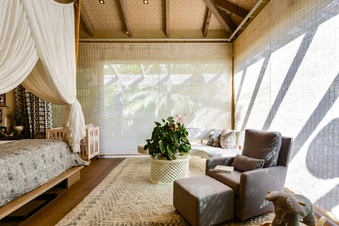 Enlarge photo 51