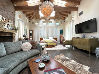 Enlarge photo 32