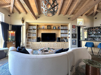 Enlarge photo 47