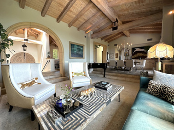 Enlarge photo 65