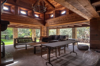 Enlarge photo 23