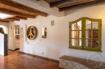 Enlarge photo 35