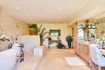Enlarge photo 41
