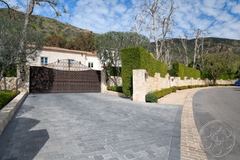 Enlarge photo 88