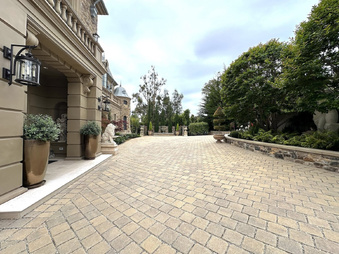 Enlarge photo 51