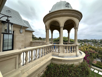 Enlarge photo 56