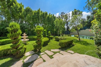 Enlarge photo 39
