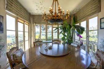 Enlarge photo 21