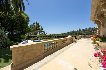 Enlarge photo 25