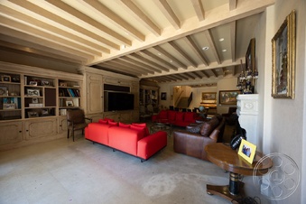 Enlarge photo 46