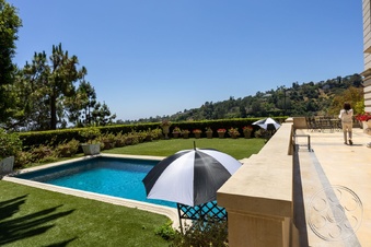 Enlarge photo 62